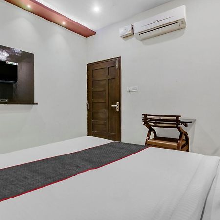 Collection O Galaxy Suites Hyderabad Eksteriør billede